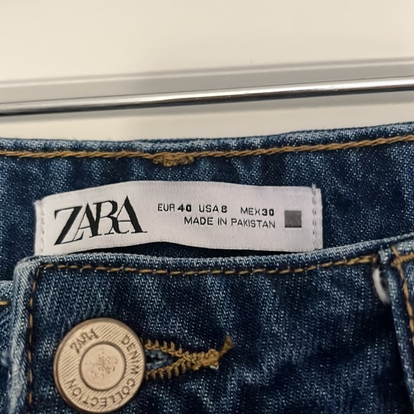 Zara Mom Ankle Jeans - Picture 4 of 5